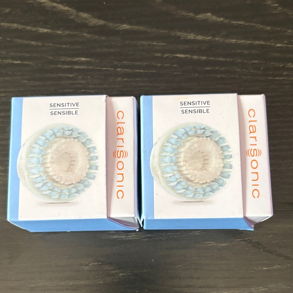 Clarisonic Sensitive Brush Heads in Blue and White